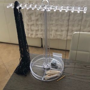 Acrylic necklace holder
